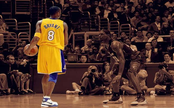 级杯略显平 级杯略显平